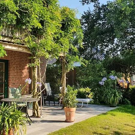 Ferienwohnung Wybo Mit Garten Wremen Exterior photo